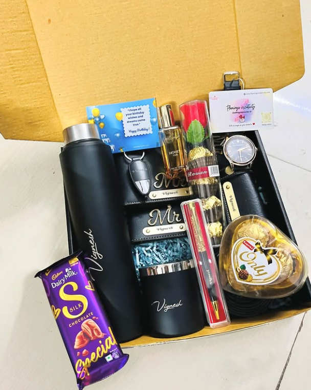 Wallet Adda Customized Hampers for Him