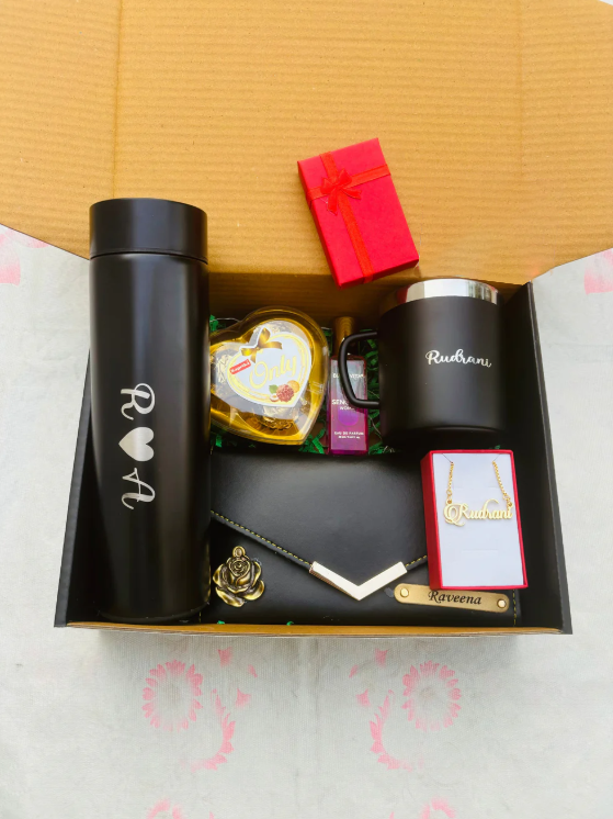 Wallet Adda Customized Hampers for Her